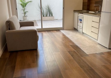 Departamento monoambiente reciclado con patio - 37 m2