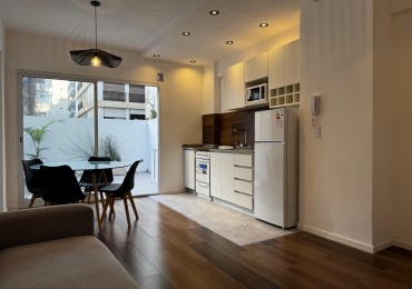 Departamento monoambiente reciclado con patio - 37 m2