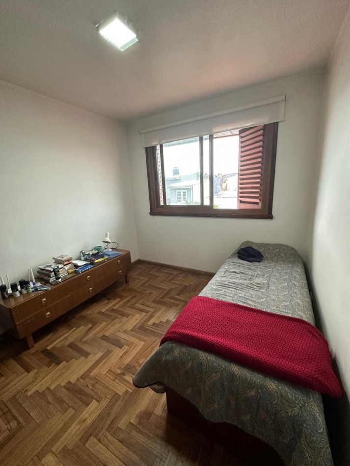 CHALET 4 AMBIENTES BARRIO EL PROGRESO