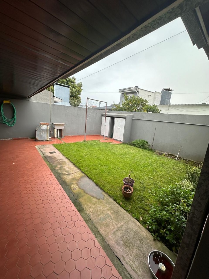 CHALET 4 AMBIENTES BARRIO EL PROGRESO