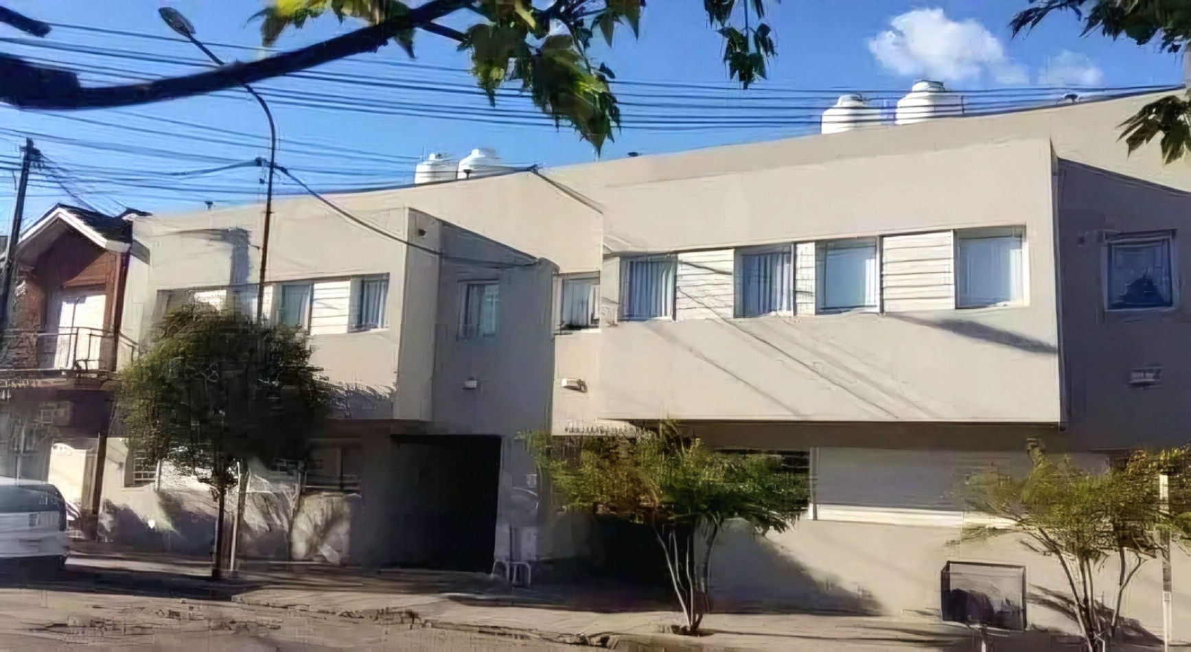 PH 1 AMBIENTE AL FRENTE CON ESPACIO DE COCHERA OPORTUNIDAD!
